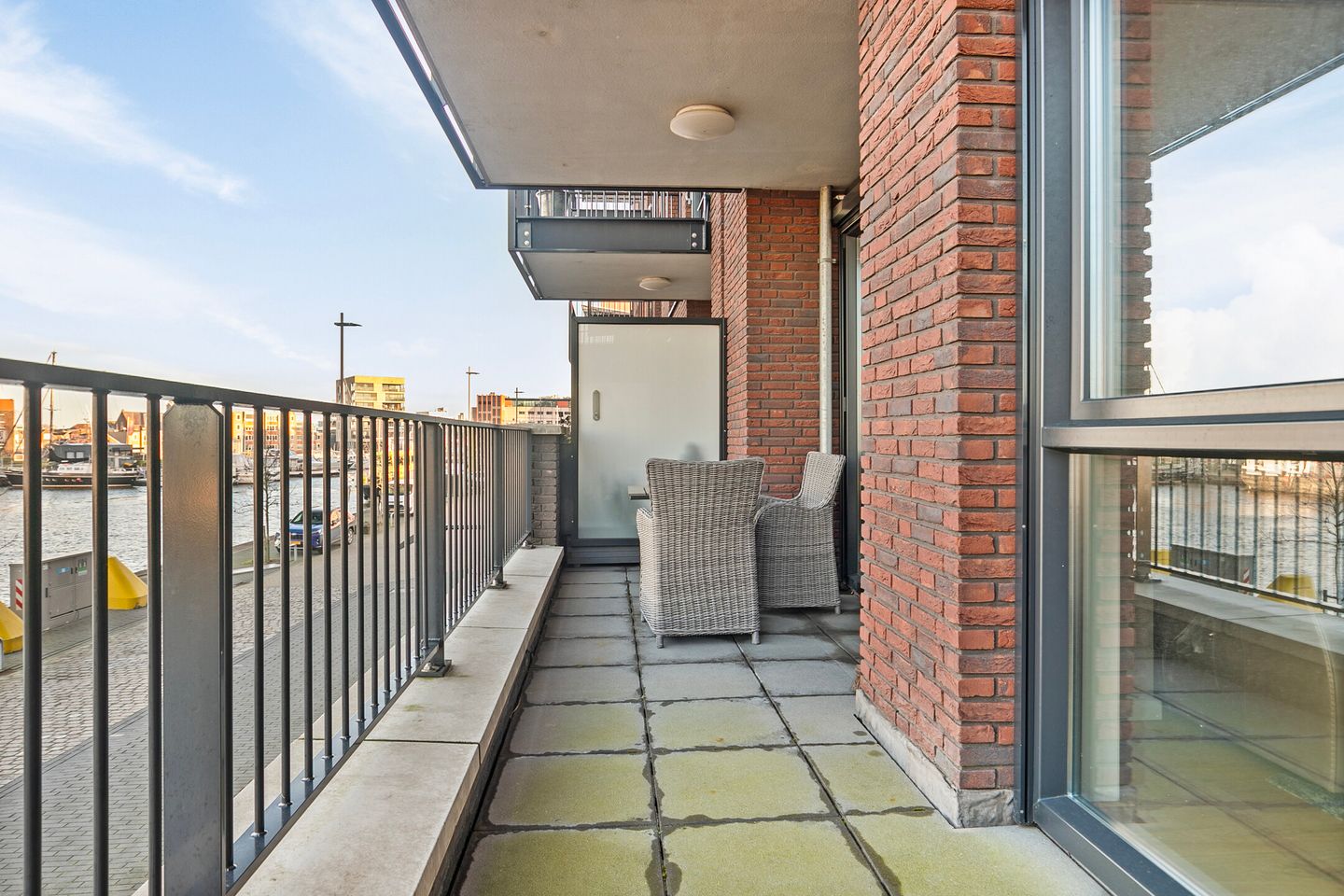 Foto 25 van Beneluxweg 9