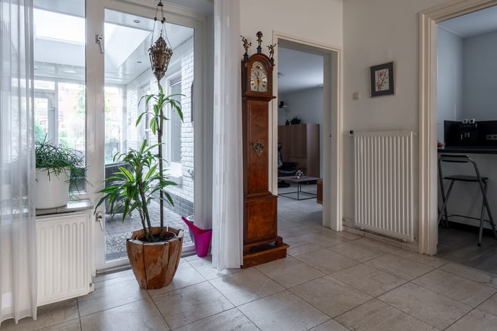 Foto 13 van Oostwal 25