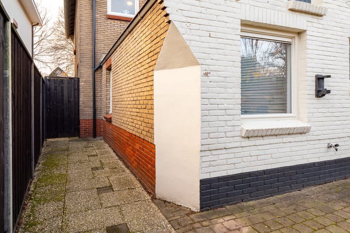 Foto 37 van Oostwal 25