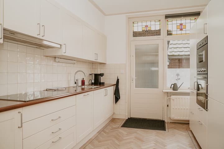 Foto 12 van Voorstraat 57