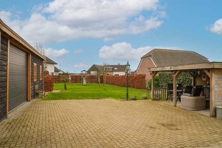 Foto 38 van Voorstraat 57