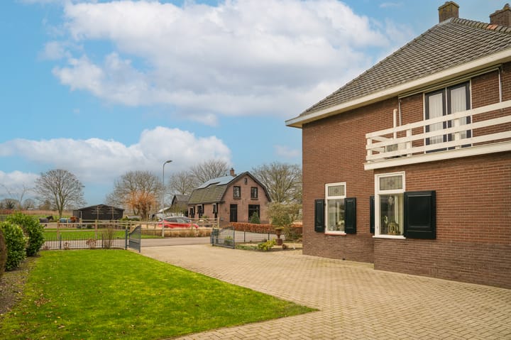 Foto 42 van Voorstraat 57