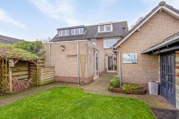 Foto 34 van Pater van den Elzenstraat 9