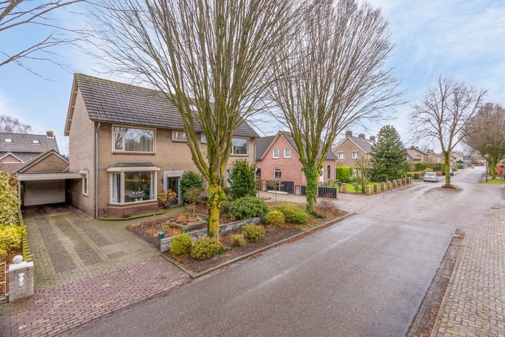 Foto 39 van Pater van den Elzenstraat 9