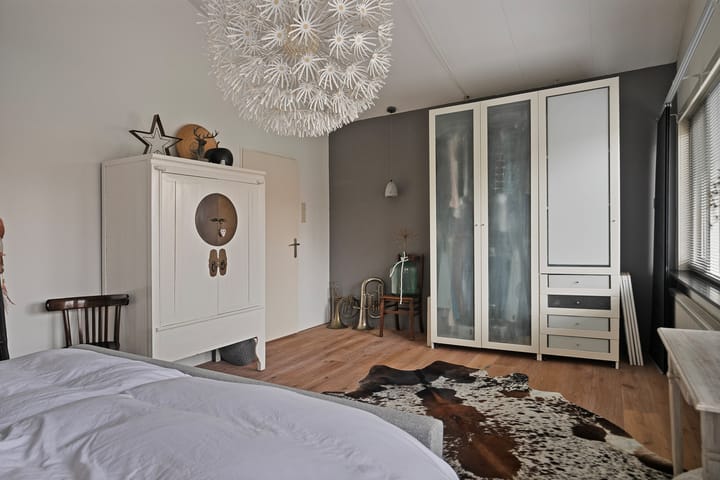 Foto 12 van Moersluisstraat 12