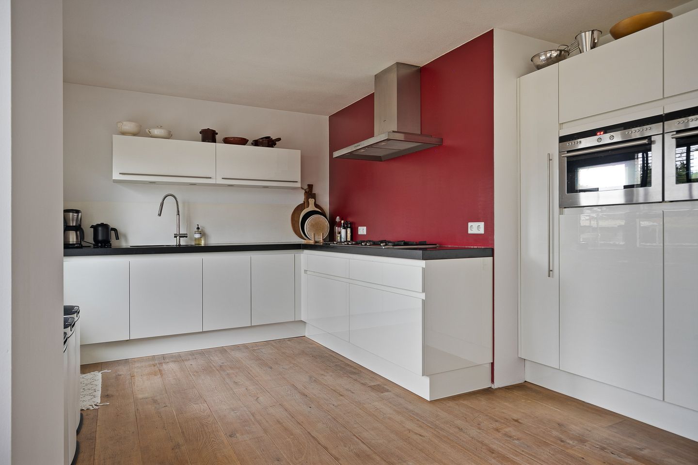 Foto 14 van Moersluisstraat 12