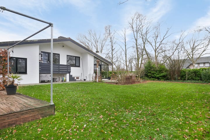 Foto 27 van Moersluisstraat 12