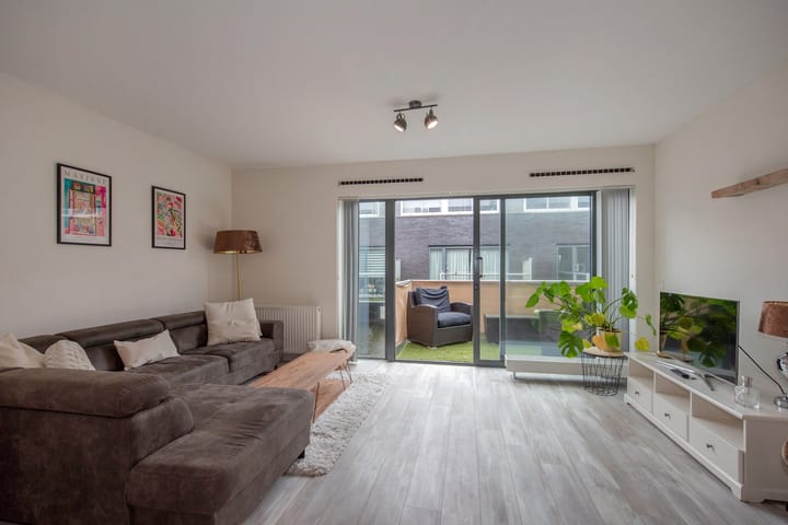 Foto 2 van Van Pomerenvaart 8