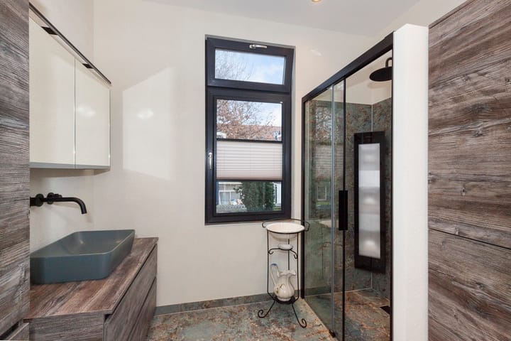 Foto 19 van Markgraaflaan 30