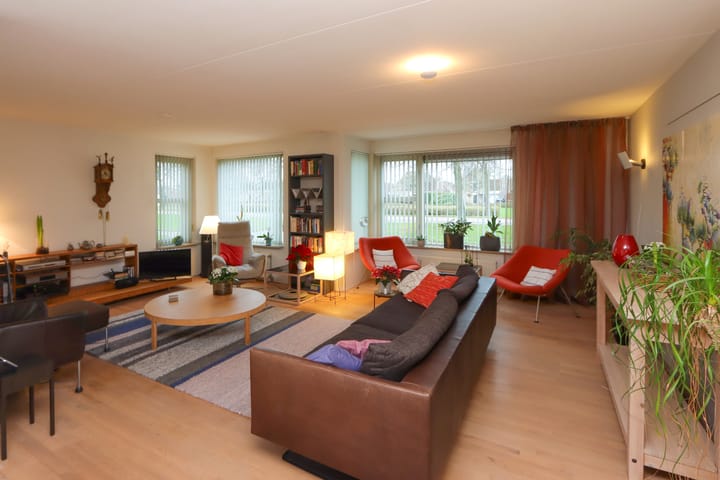 Photo 3 of Arendsdaalder 36