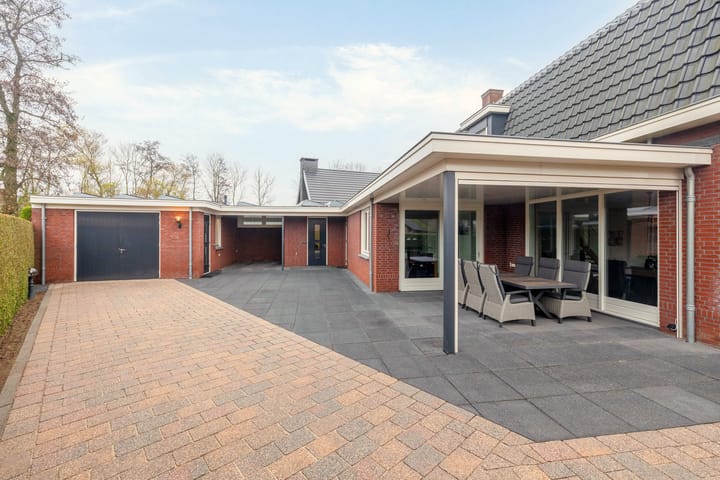 Foto 3 van Peelstraat 3