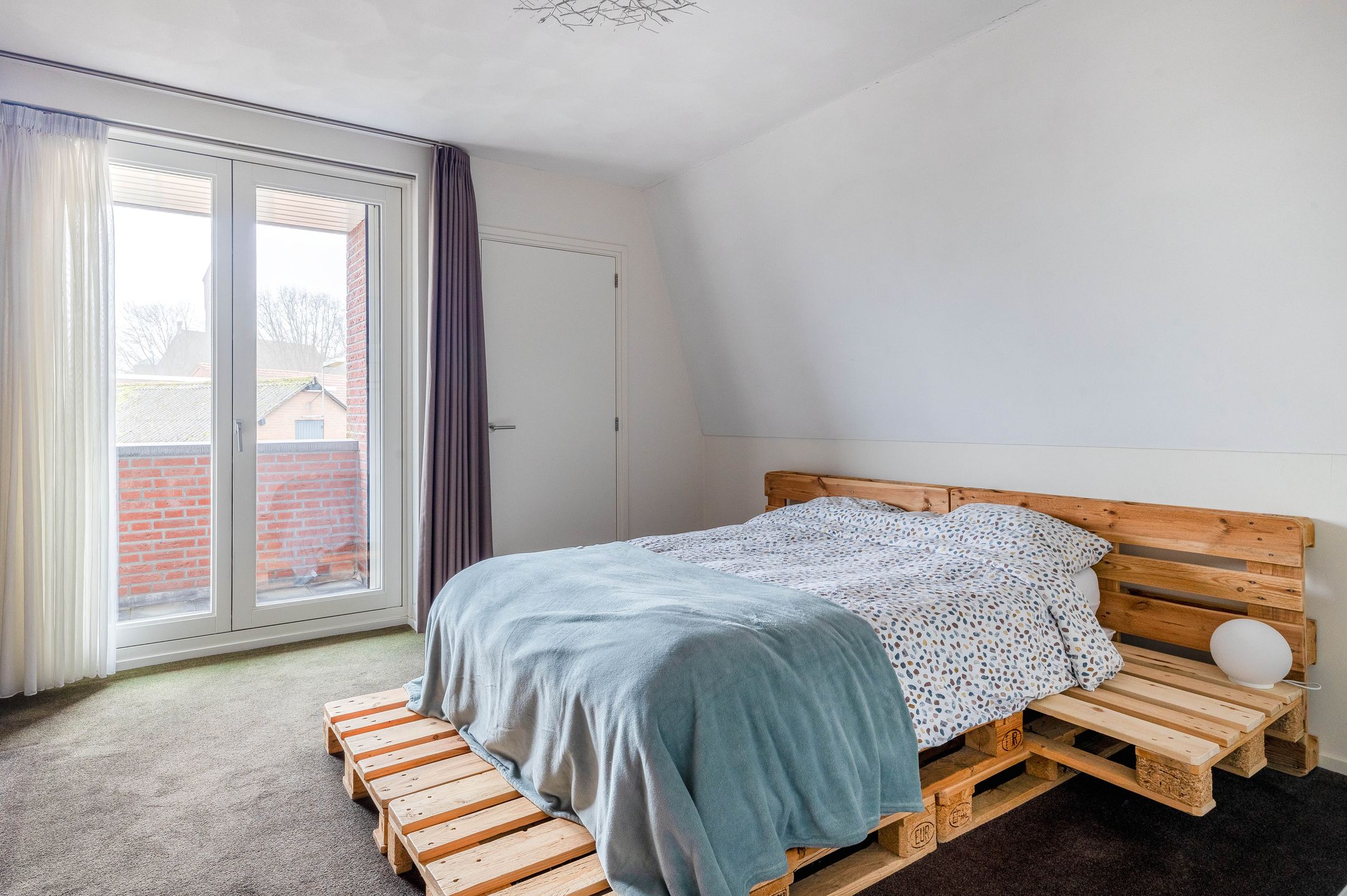 Foto 30 van Peelstraat 3