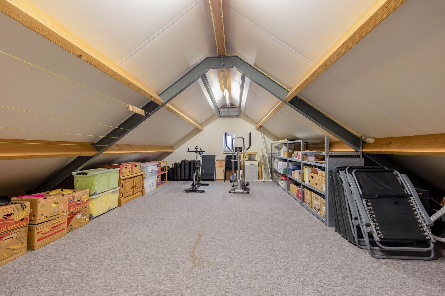 Foto 35 van Peelstraat 3