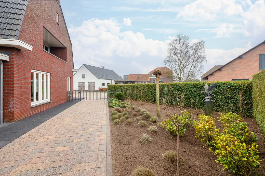 Foto 43 van Peelstraat 3