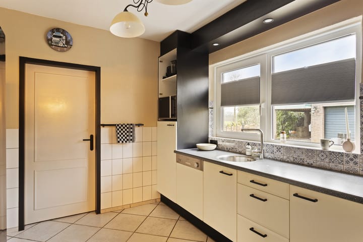 Foto 12 van Kapelstraat 10