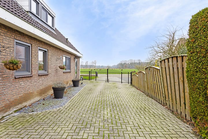 Foto 31 van Kapelstraat 10