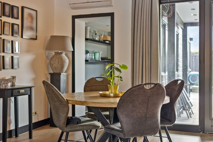 Foto 20 van Berghallee 54