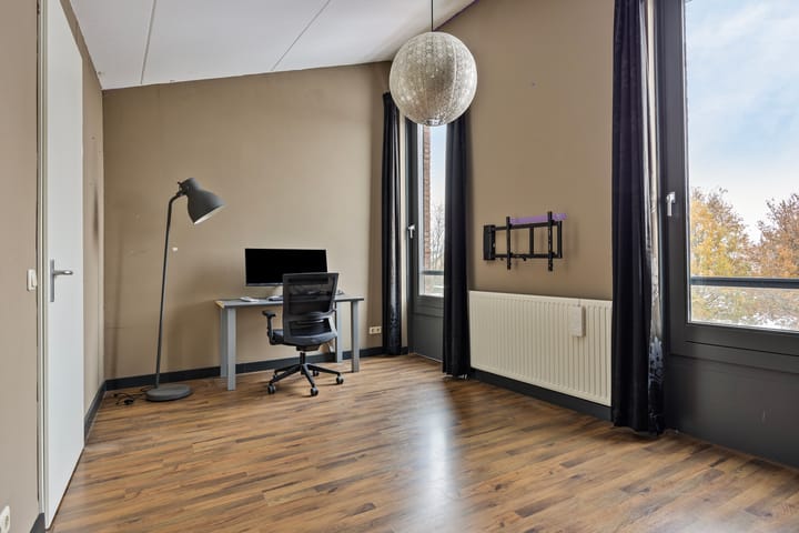 Foto 43 van Berghallee 54