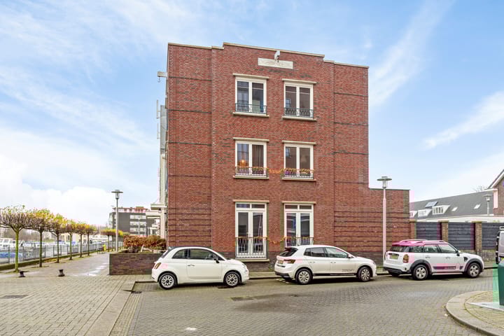 Foto 42 van Haringkade 1