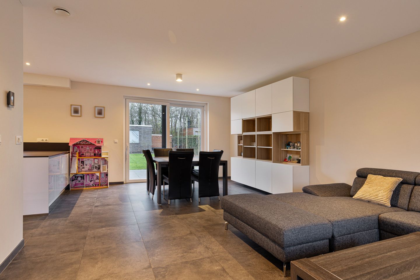 Foto 5 van Beneluxstraat 118