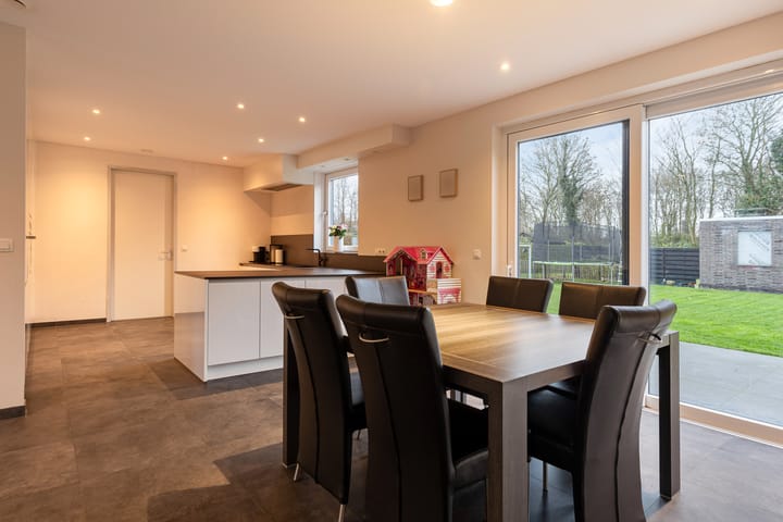 Foto 6 van Beneluxstraat 118