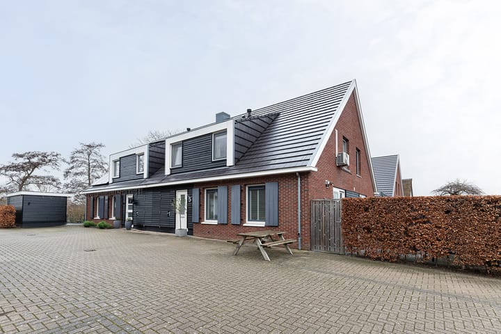 Foto 1 van Madeliefstraat 5