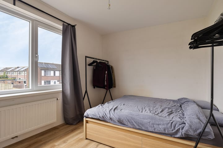 Foto 16 van Beneluxstraat 118