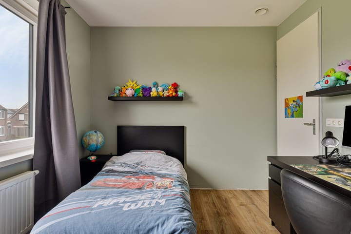 Foto 20 van Beneluxstraat 118