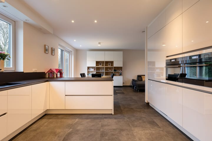 Foto 7 van Beneluxstraat 118