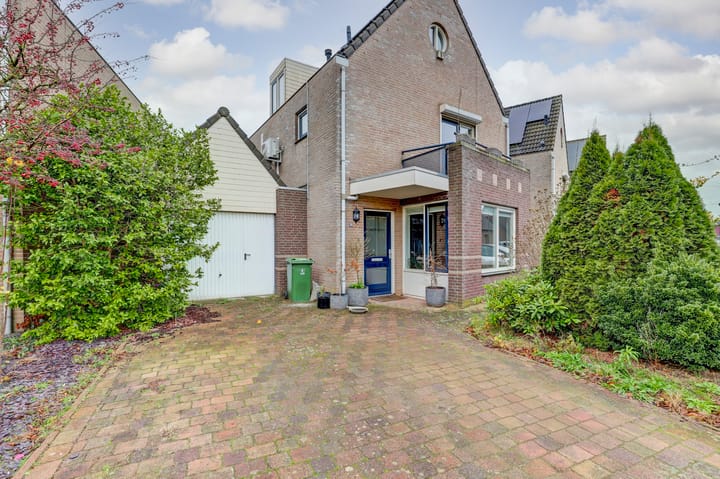 Photo 12 of Katsestraat 39