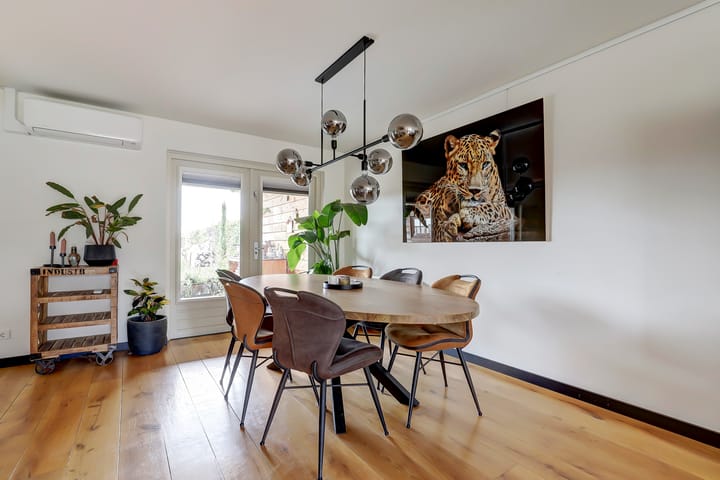 Photo 19 of Katsestraat 39