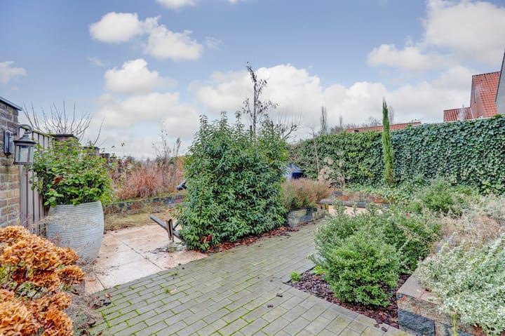 Photo 48 of Katsestraat 39