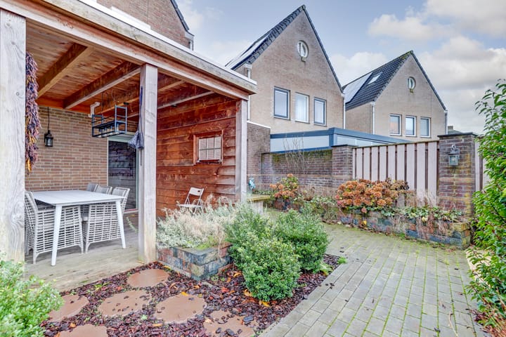 Photo 53 of Katsestraat 39