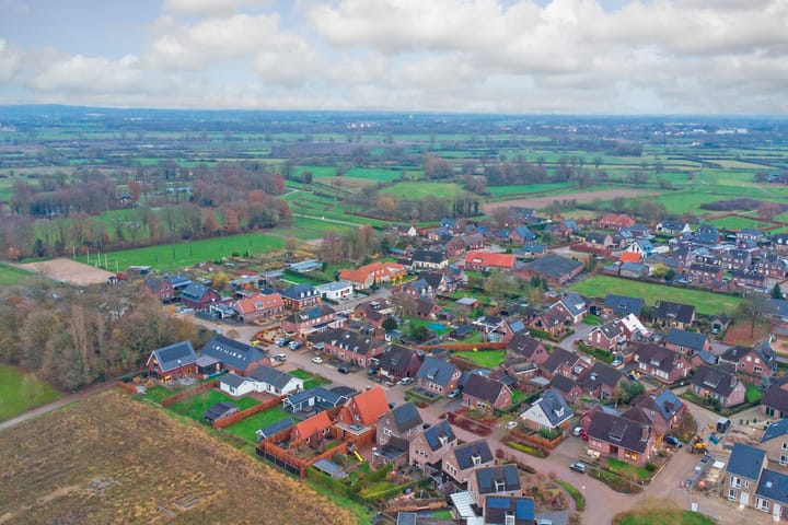 Photo 57 of Katsestraat 39