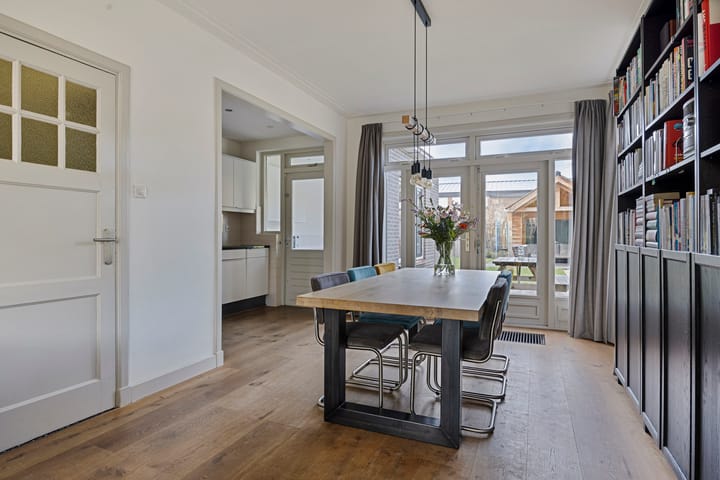 Foto 2 van van Peltlaan 240