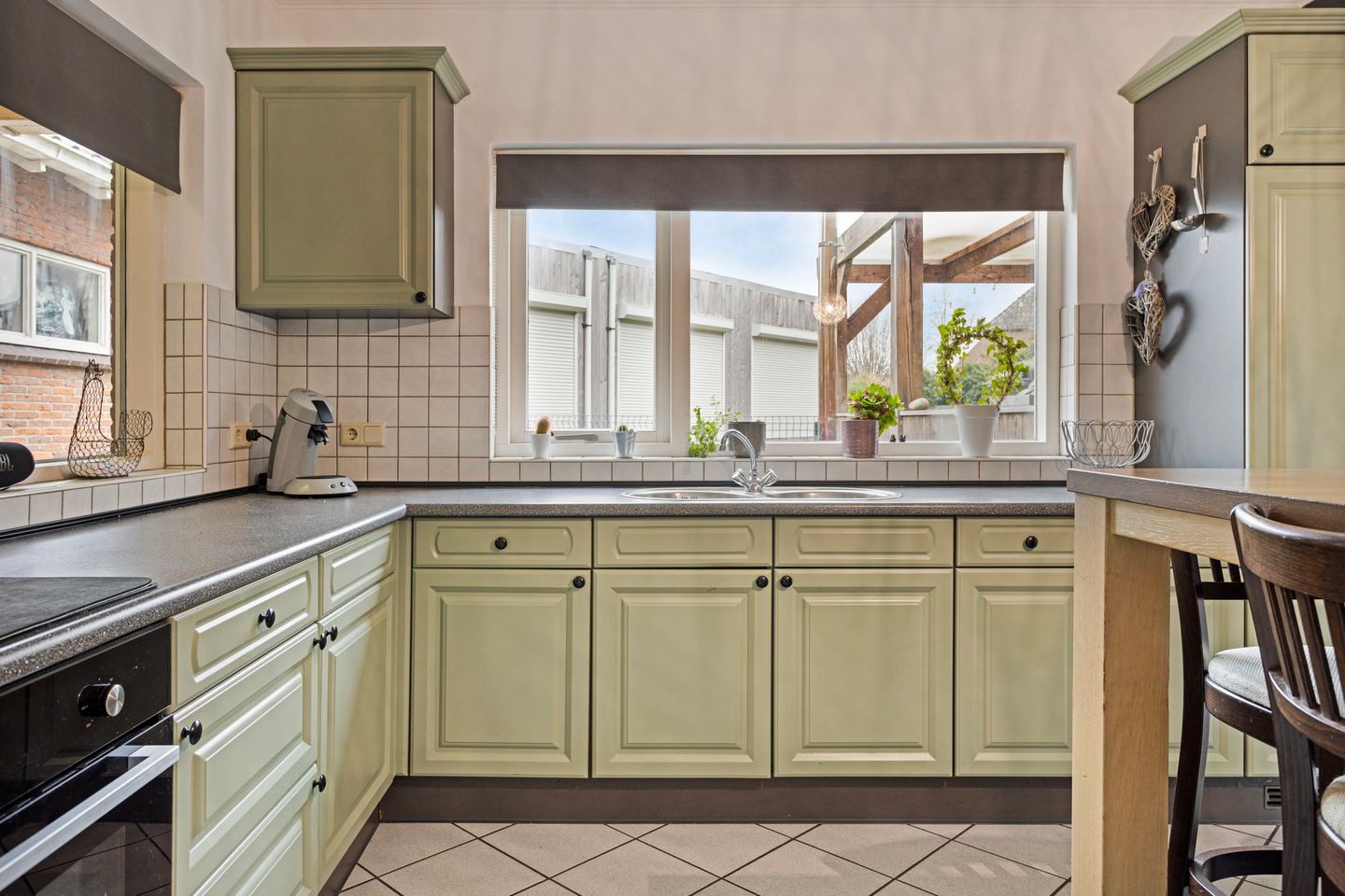 Photo 10 of Ruwenhofstraat 28