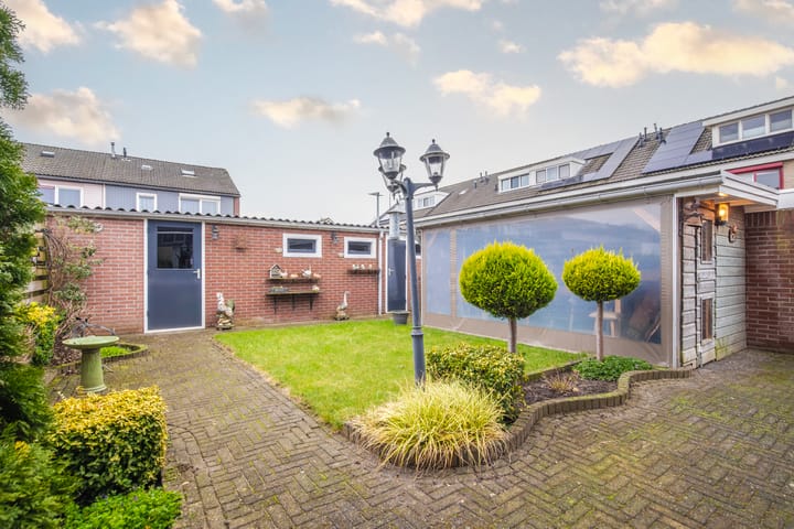 Foto 3 van Johan de Wittstraat 31