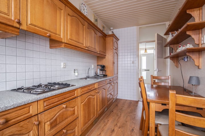 Foto 6 van Johan de Wittstraat 31