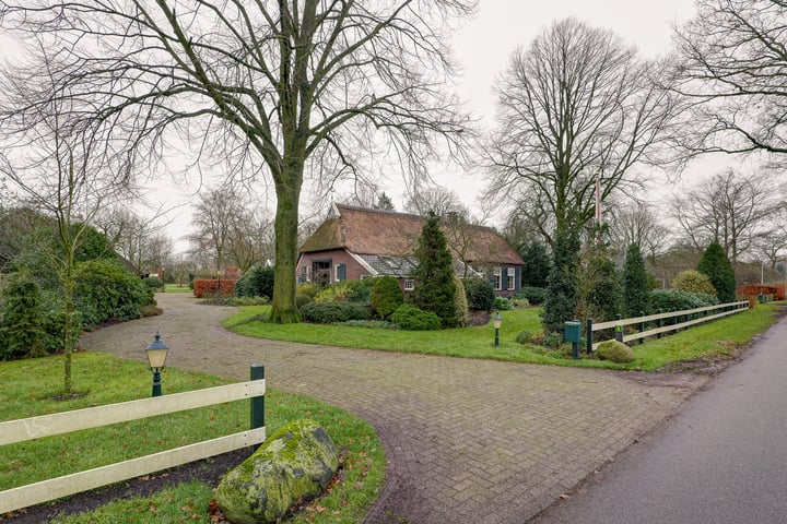 Bekijk foto 1 van Groningerweg 8