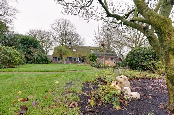 Foto 85 van Groningerweg 8