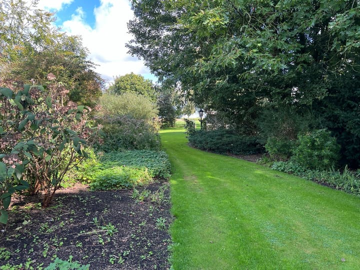 Foto 102 van Groningerweg 8