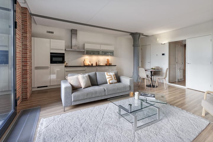 Foto 13 van Purperhoedenveem 24