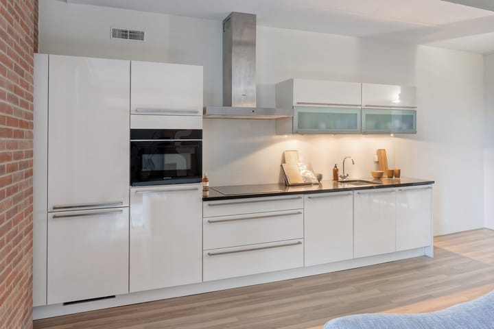 Foto 15 van Purperhoedenveem 24