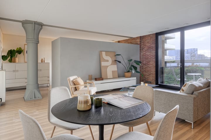 Foto 17 van Purperhoedenveem 24