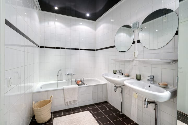 Foto 21 van Purperhoedenveem 24