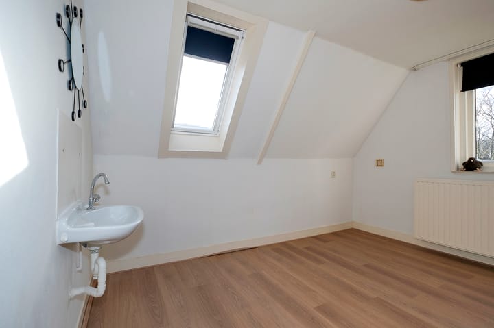 Foto 54 van Meidoornlaan 4