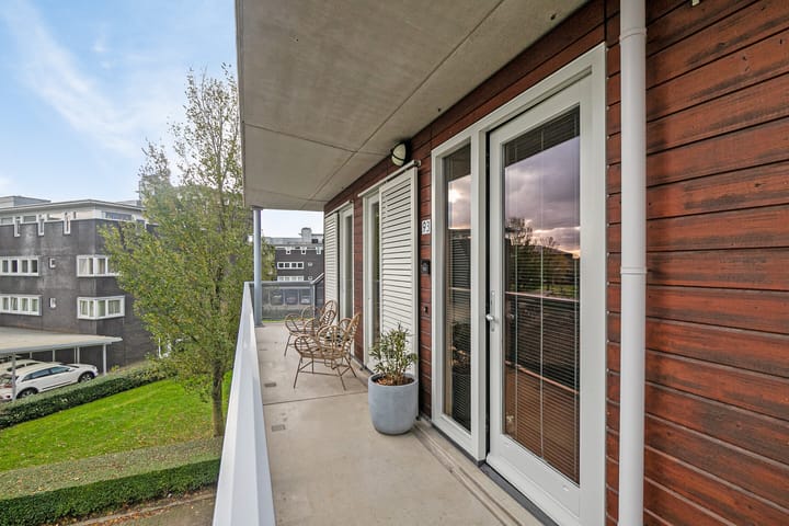 Foto 9 van Muiderstraat 93