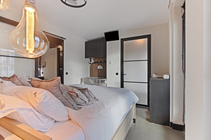 Foto 20 van Muiderstraat 93