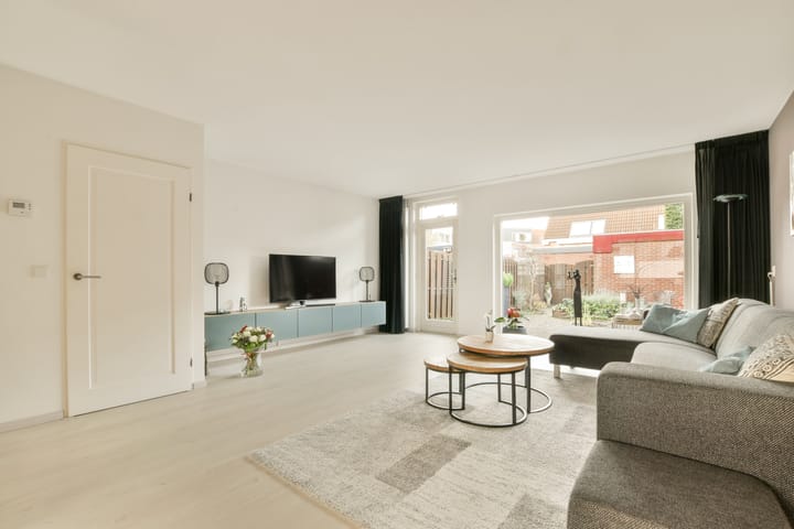 Foto 7 van Alphons Diepenbrocksingel 3