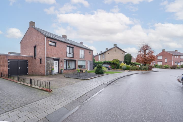 Foto 27 van Muncadostraat 8